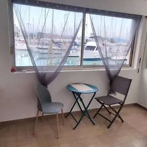 https://studio-meuble-marina-villeneuve-loubet-06.fr-provencehotel.com